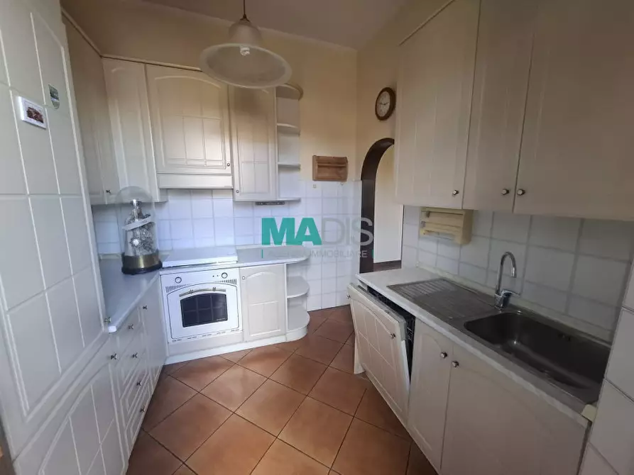 Immagine 1 di Appartamento in vendita  in Via di coiano a Prato