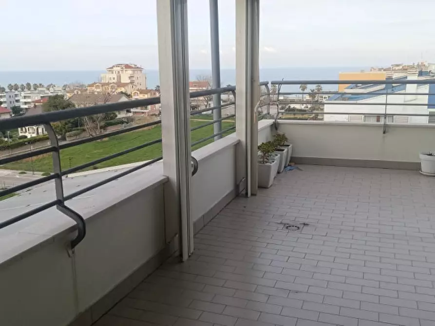 Immagine 6 di Appartamento in affitto  in CORSO STRASBURGO a Montesilvano