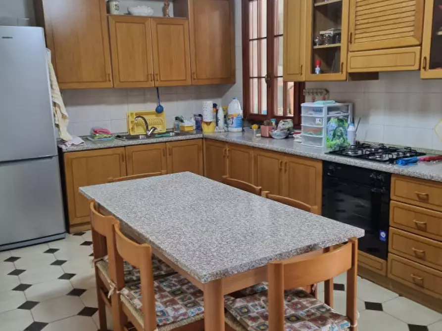 Immagine 1 di Casa bifamiliare in vendita  in Via Piave a Este