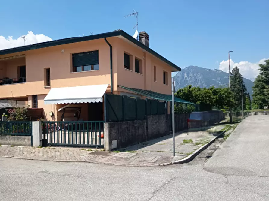 Immagine 2 di Appartamento in vendita  in Via Forcai a Vajont