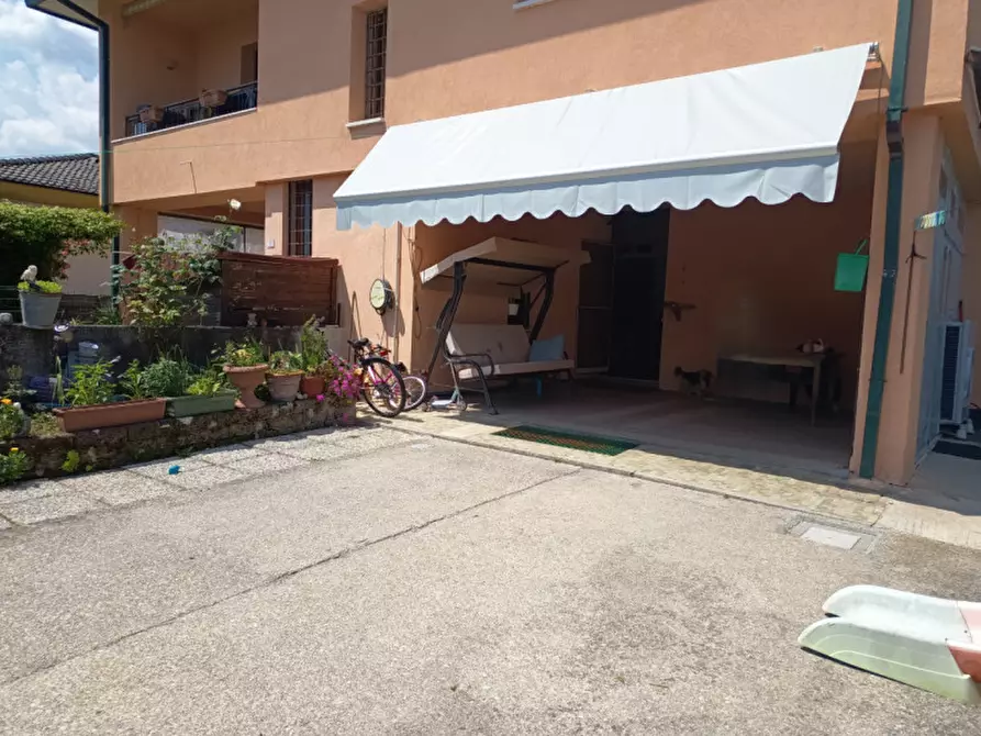 Immagine 3 di Appartamento in vendita  in Via Forcai a Vajont