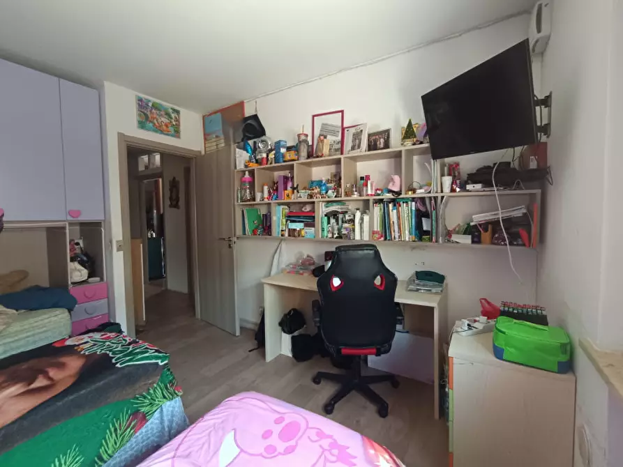 Immagine 9 di Appartamento in vendita  in Via Forcai a Vajont