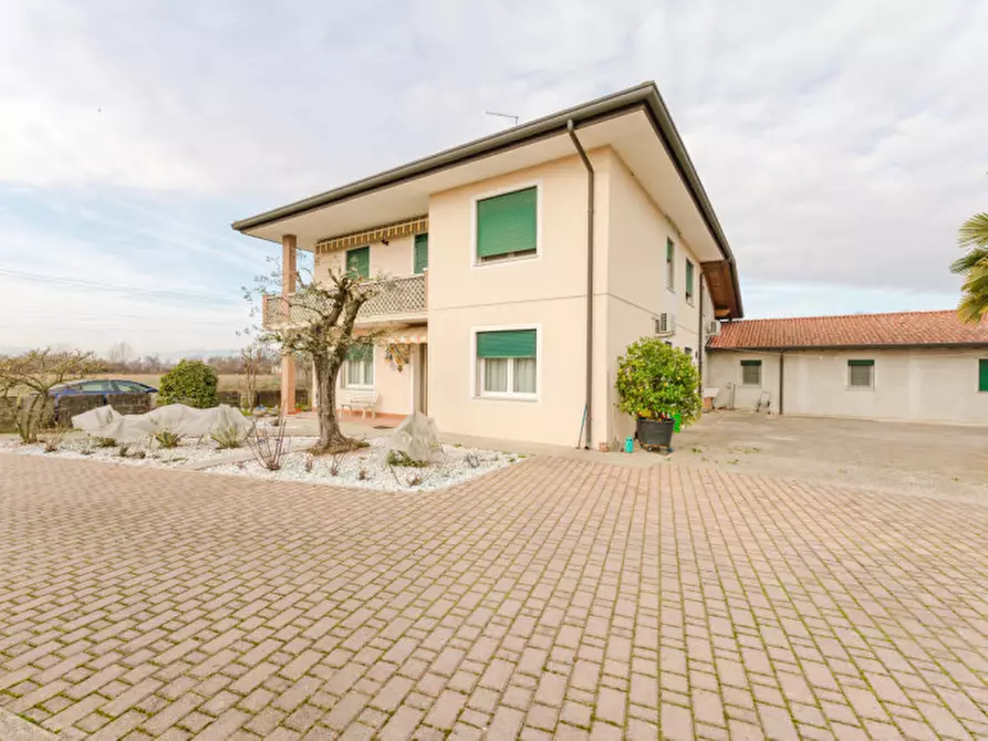 Immagine 6 di Casa bifamiliare in vendita  in Via Montegrappa a San Giorgio In Bosco