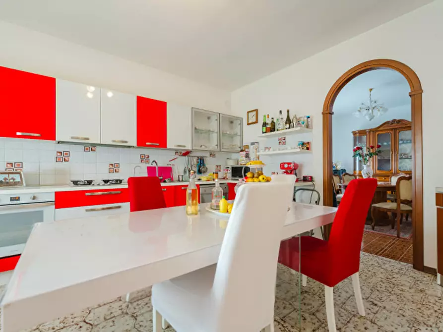 Immagine 9 di Casa bifamiliare in vendita  in Via Montegrappa a San Giorgio In Bosco