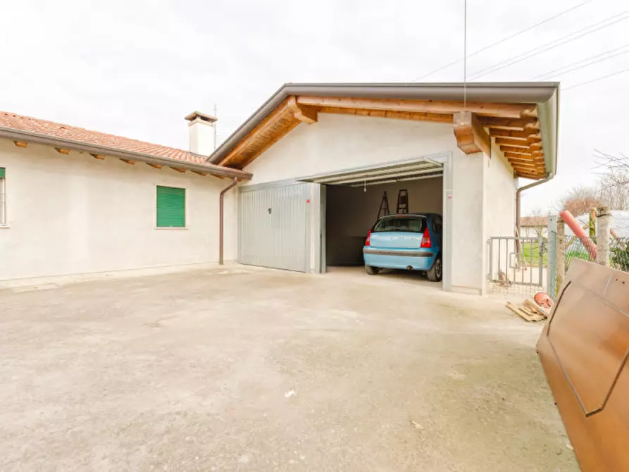 Immagine 11 di Casa bifamiliare in vendita  in Via Montegrappa a San Giorgio In Bosco