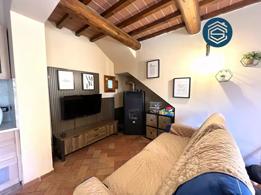 Immagine 3 di Rustico / casale in vendita  in via dell'oncino 47 a Campi Bisenzio