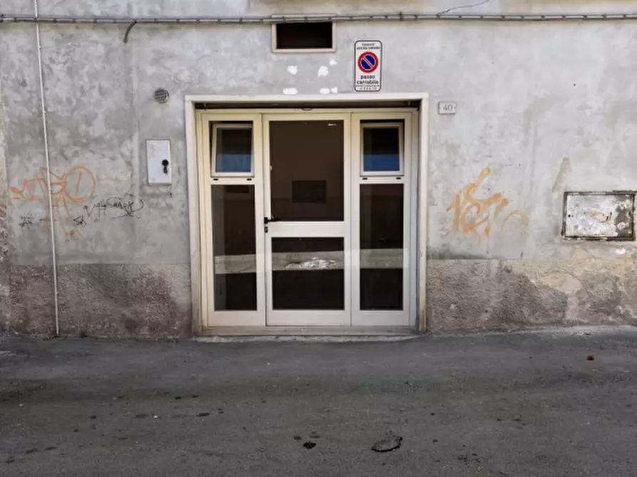 Immagine 3 di Garage in vendita  in Via Sbrasile, 40 a Vico Del Gargano