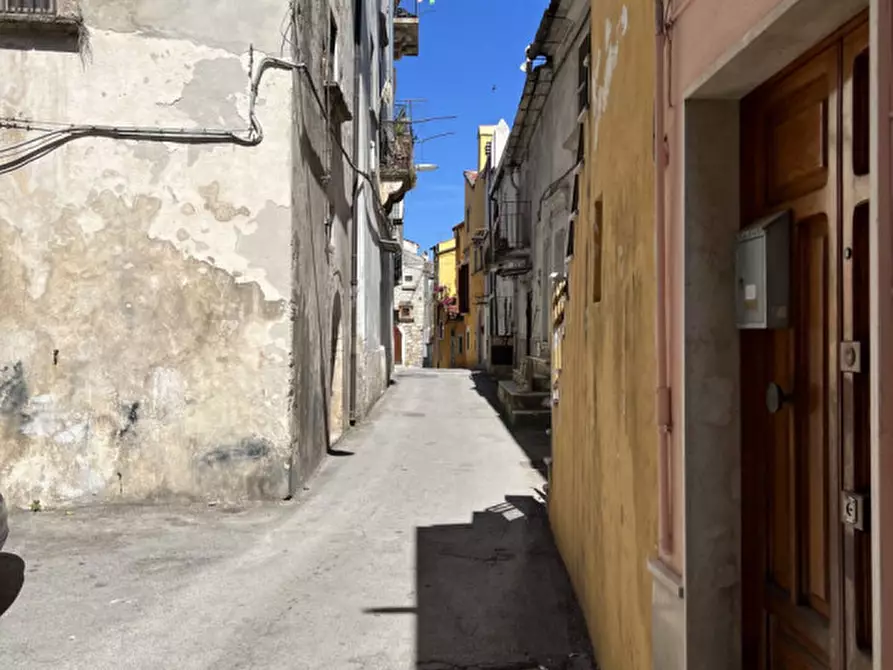 Immagine 4 di Garage in vendita  in Via Sbrasile, 40 a Vico Del Gargano