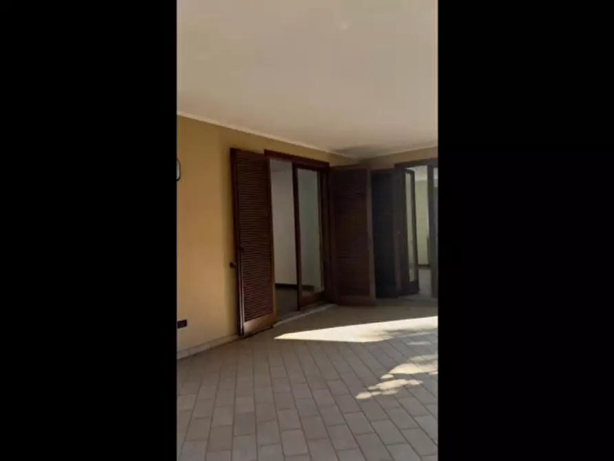 Immagine 2 di Villa in vendita  in Via Giuseppe Verdi, 10 a Gozzano