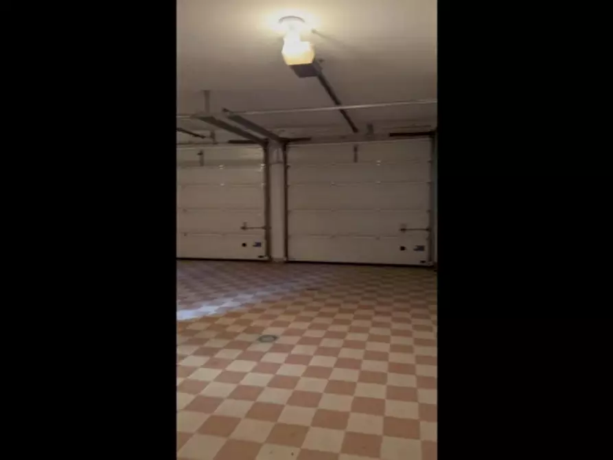 Immagine 9 di Villa in vendita  in Via Giuseppe Verdi, 10 a Gozzano