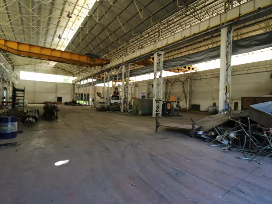 Immagine 3 di Capannone industriale in vendita  in Via Monte Santo a Monza