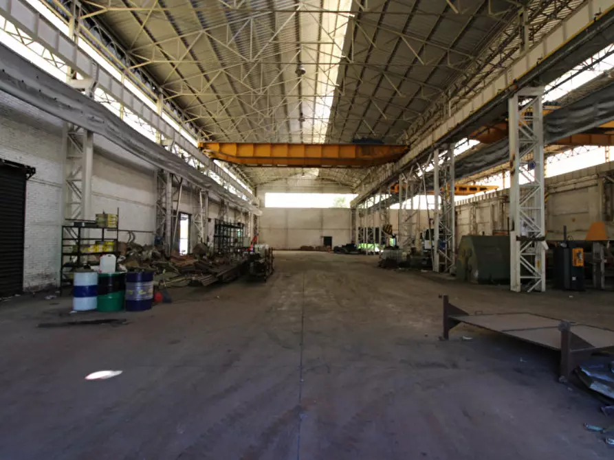 Immagine 4 di Capannone industriale in vendita  in Via Monte Santo a Monza