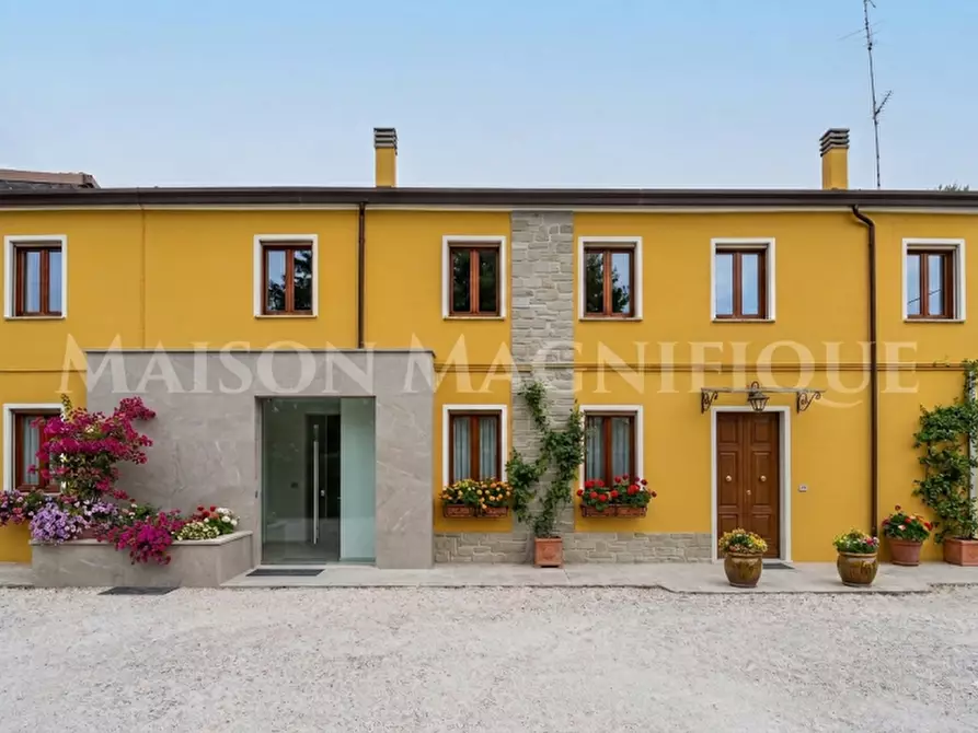 Immagine 1 di Casa bifamiliare in vendita  in Via Valle Oppio 2 a Lagosanto