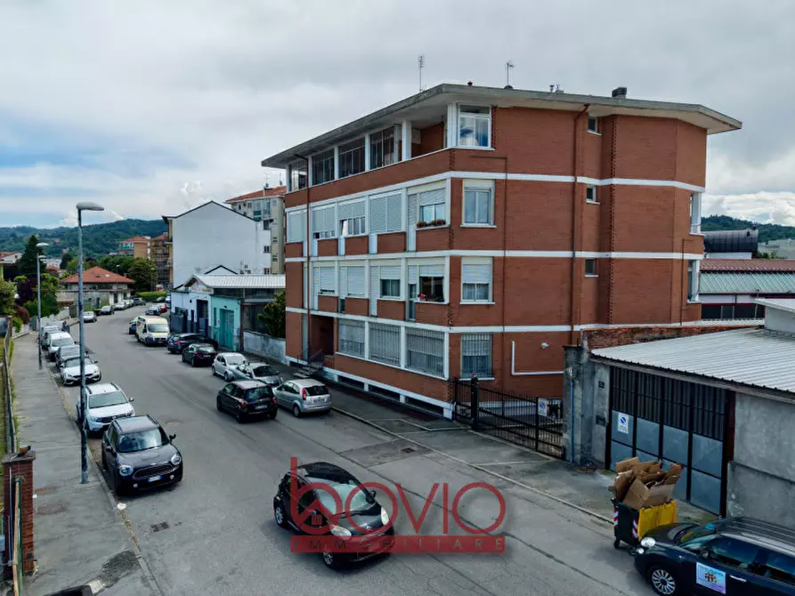 Immagine 42 di Appartamento in vendita  in Via Luigi Santagata 15 a Torino