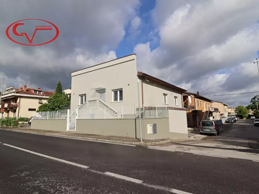 Immagine 5 di Villetta a schiera in vendita  in via pochielli a Montevarchi