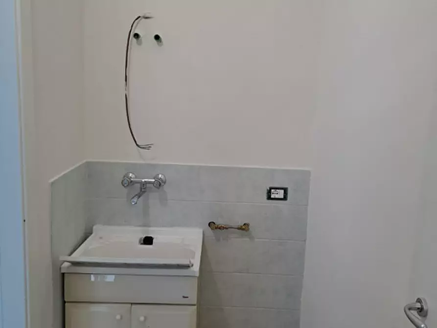 Immagine 35 di Villetta a schiera in vendita  in via pochielli a Montevarchi