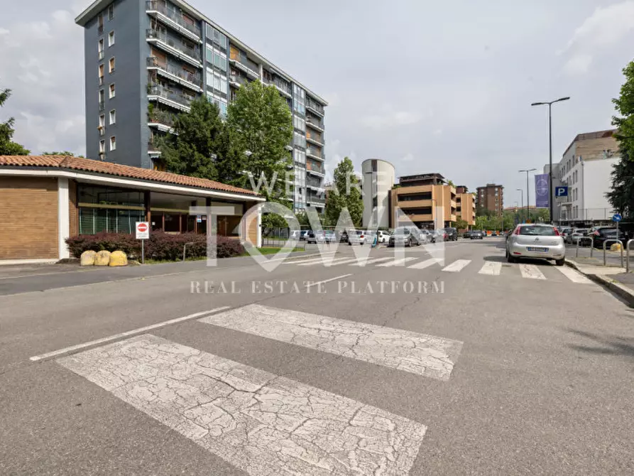 Immagine 41 di Appartamento in vendita  in Via Don Carlo Gnocchi 33 a Milano