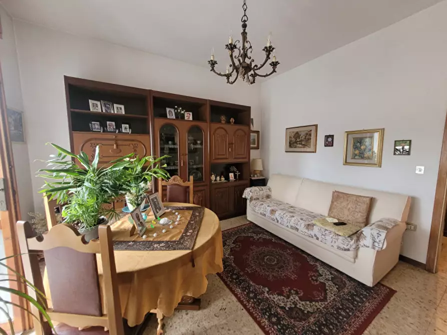 Immagine 2 di Appartamento in vendita  in Via G. Borghini 27 a Collebeato