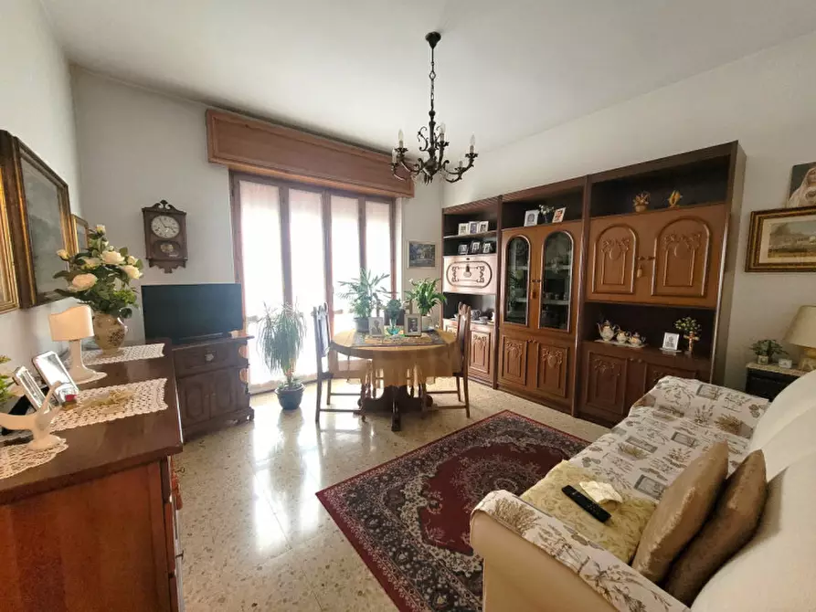 Immagine 3 di Appartamento in vendita  in Via G. Borghini 27 a Collebeato