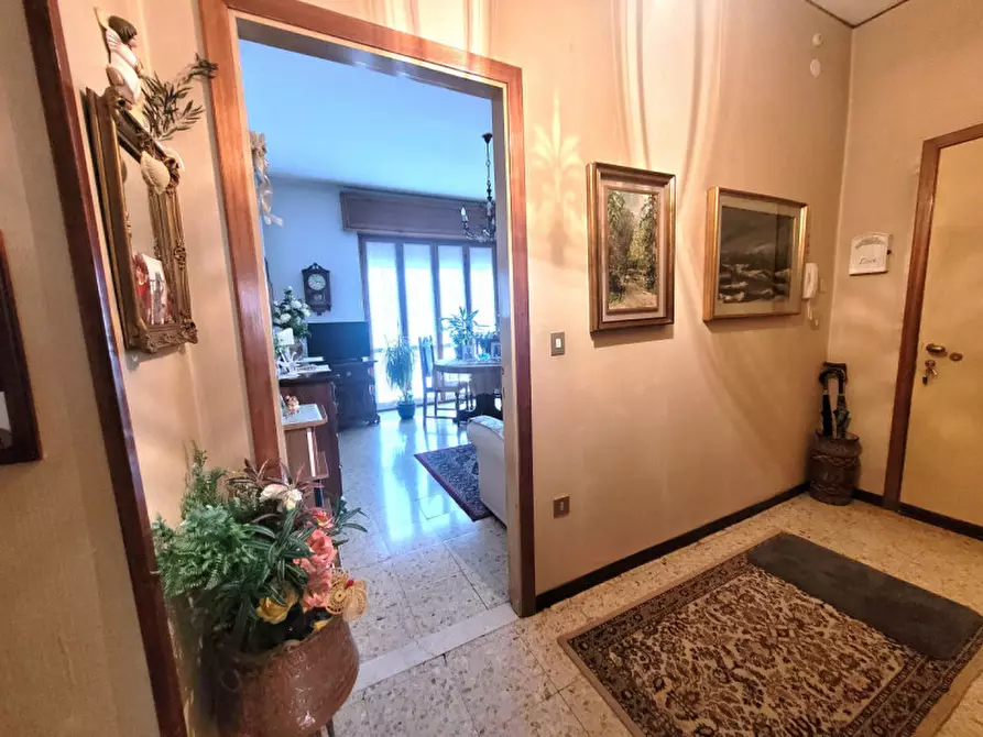 Immagine 8 di Appartamento in vendita  in Via G. Borghini 27 a Collebeato