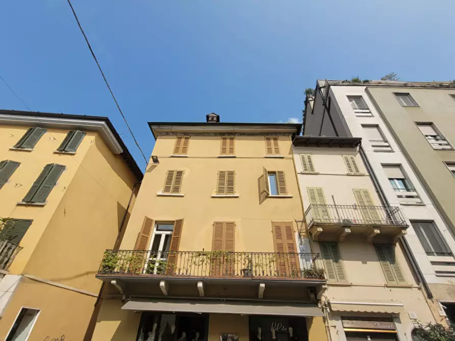 Immagine 2 di Attico in vendita  in Corso Cavour 11 a Brescia