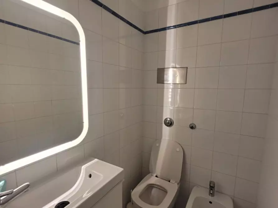 Immagine 11 di Attico in vendita  in Corso Cavour 11 a Brescia