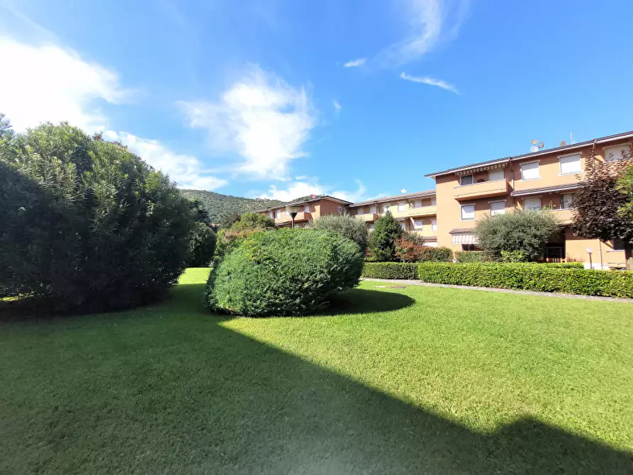 Immagine 16 di Appartamento in vendita  in Via Collebeato 40 a Brescia