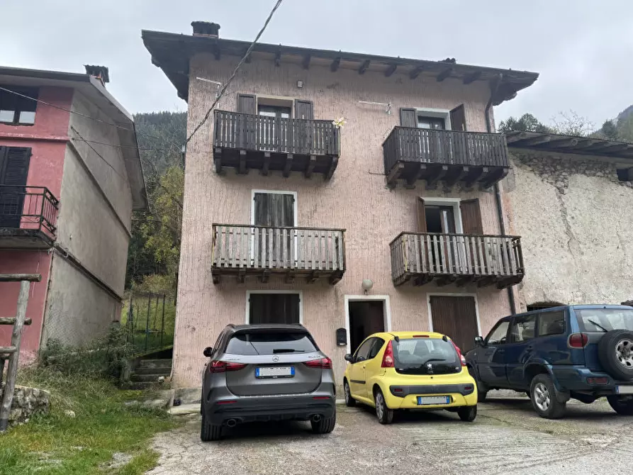 Immagine 1 di Appartamento in vendita  in Via Bondegno 12 a Collio