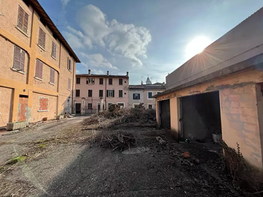 Immagine 3 di Palazzo in vendita  in Via Stretta 209 a Brescia