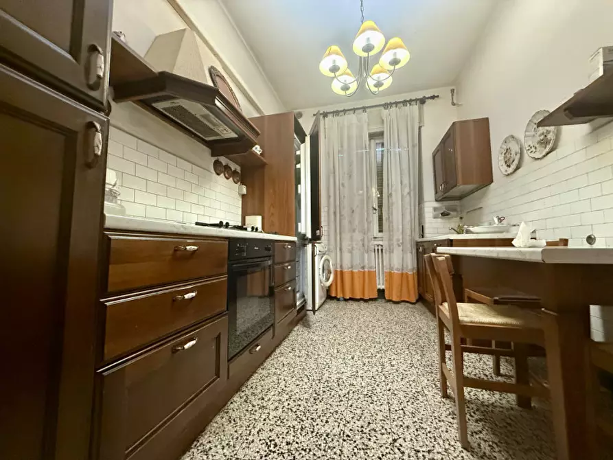 Immagine 8 di Appartamento in vendita  in Via San Rocchino 21 a Brescia