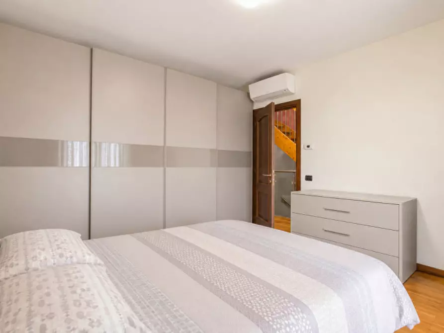 Immagine 15 di Villetta a schiera in vendita  in via Padre David Maria Turoldo, Zanica a Zanica