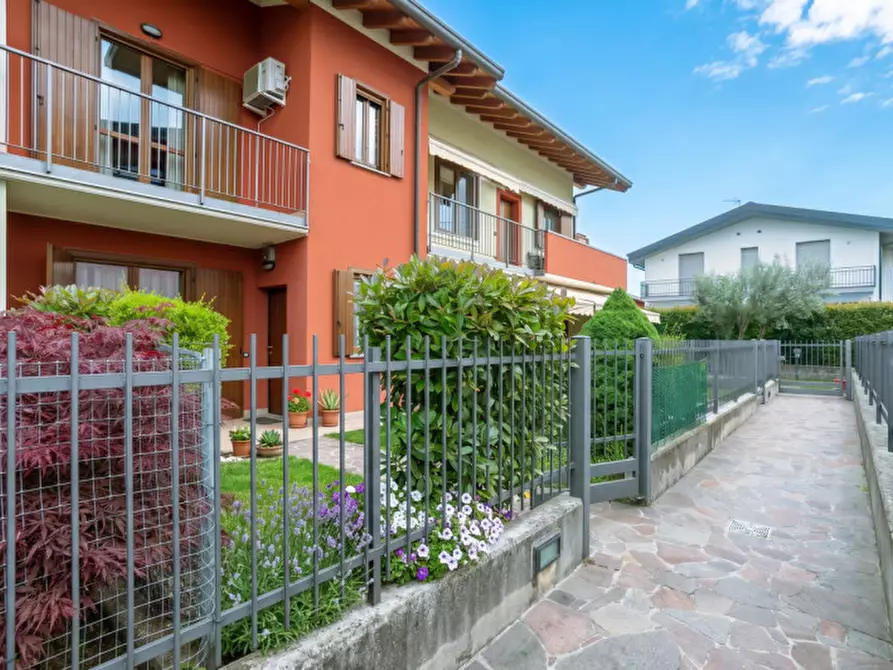 Immagine 30 di Villetta a schiera in vendita  in via Padre David Maria Turoldo, Zanica a Zanica