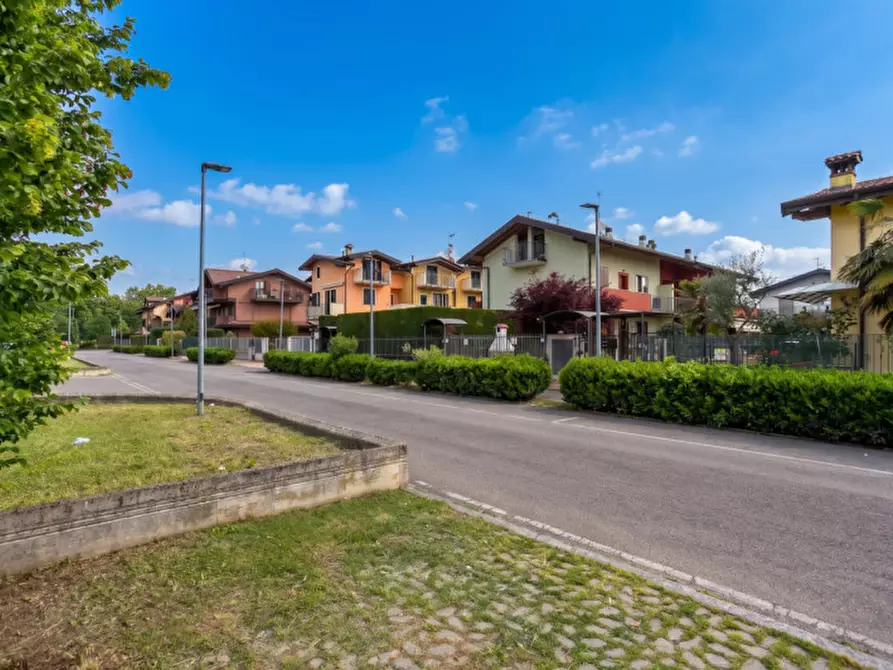 Immagine 32 di Villetta a schiera in vendita  in via Padre David Maria Turoldo, Zanica a Zanica