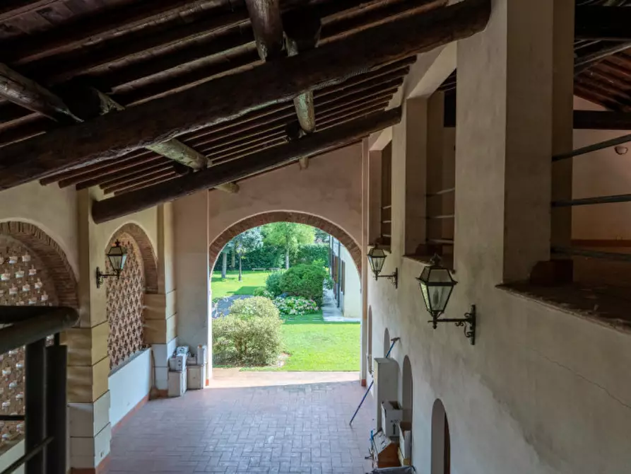 Immagine 3 di Rustico / casale in vendita  a San Giorgio Di Mantova