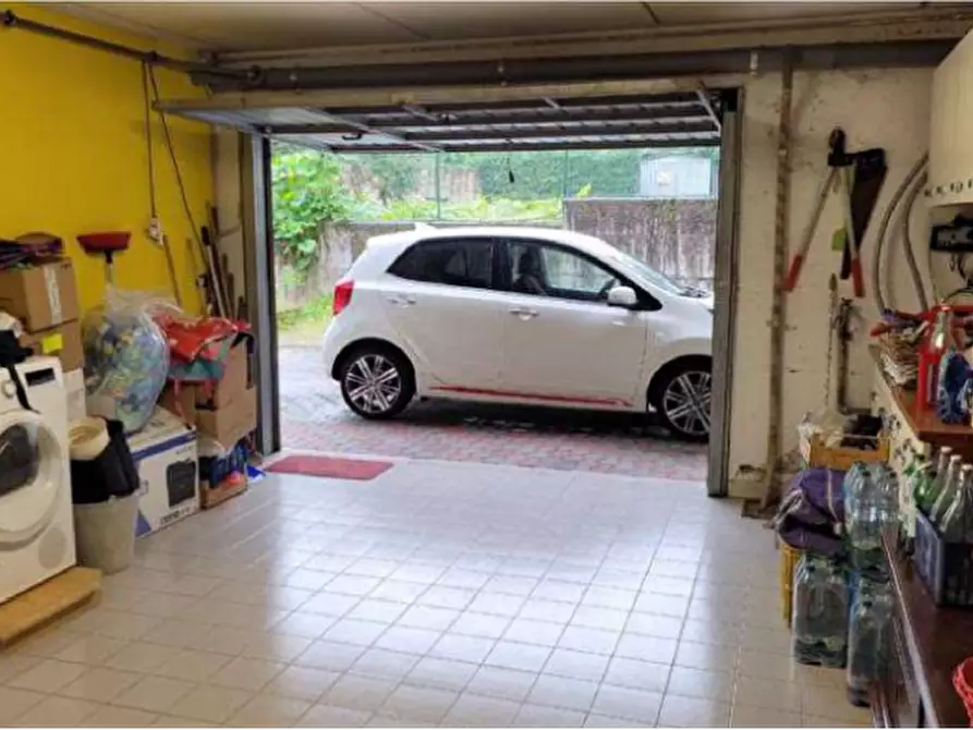 Immagine 14 di Appartamento in vendita  in Via Giare 694 a Sant'ambrogio Di Valpolicella