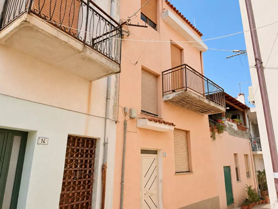 Immagine 1 di Casa indipendente in vendita  in Via Umberto a Siniscola