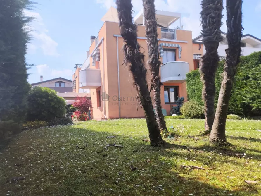 Immagine 1 di Appartamento in vendita  in Via San Pio X Abano Terme a Abano Terme