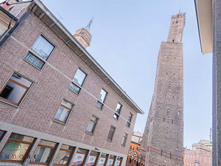 Immagine 19 di Appartamento in vendita  in Due Torri a Bologna