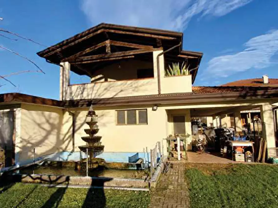 Immagine 5 di Casa bifamiliare in vendita  in Via Maino, 7 a Fiume Veneto