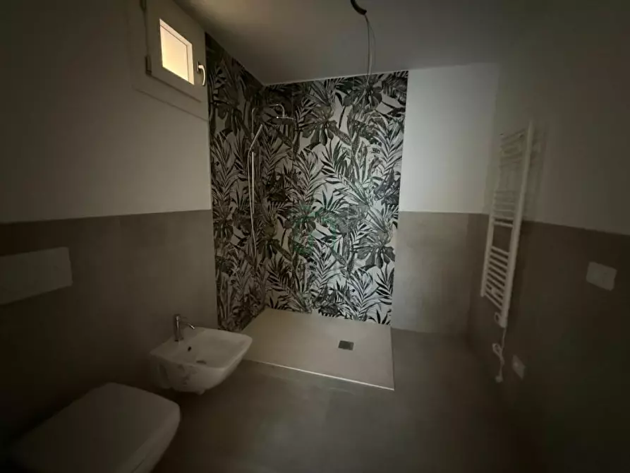 Immagine 4 di Appartamento in vendita  in Via Gardesana dell'Acqua a Bardolino