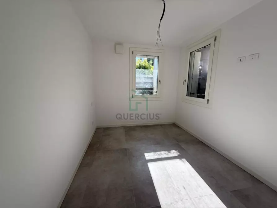Immagine 8 di Appartamento in vendita  in Via Gardesana dell'Acqua a Bardolino