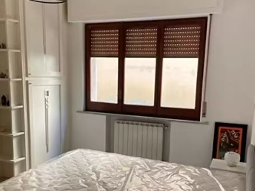 Immagine 1 di Appartamento in affitto  in via Scarlatti 16 a Napoli