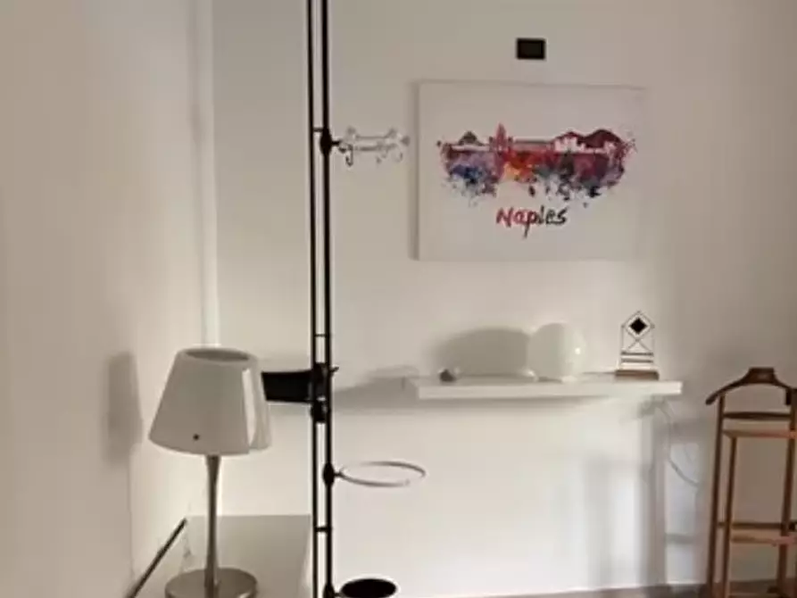Immagine 2 di Appartamento in affitto  in via Scarlatti 16 a Napoli
