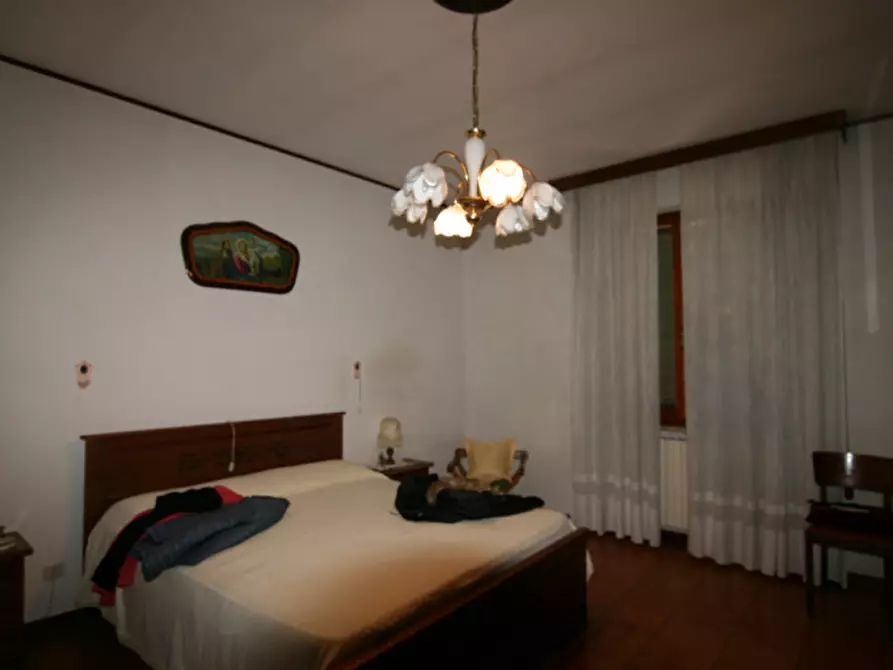 Immagine 11 di Casa indipendente in vendita  a Foiano Della Chiana