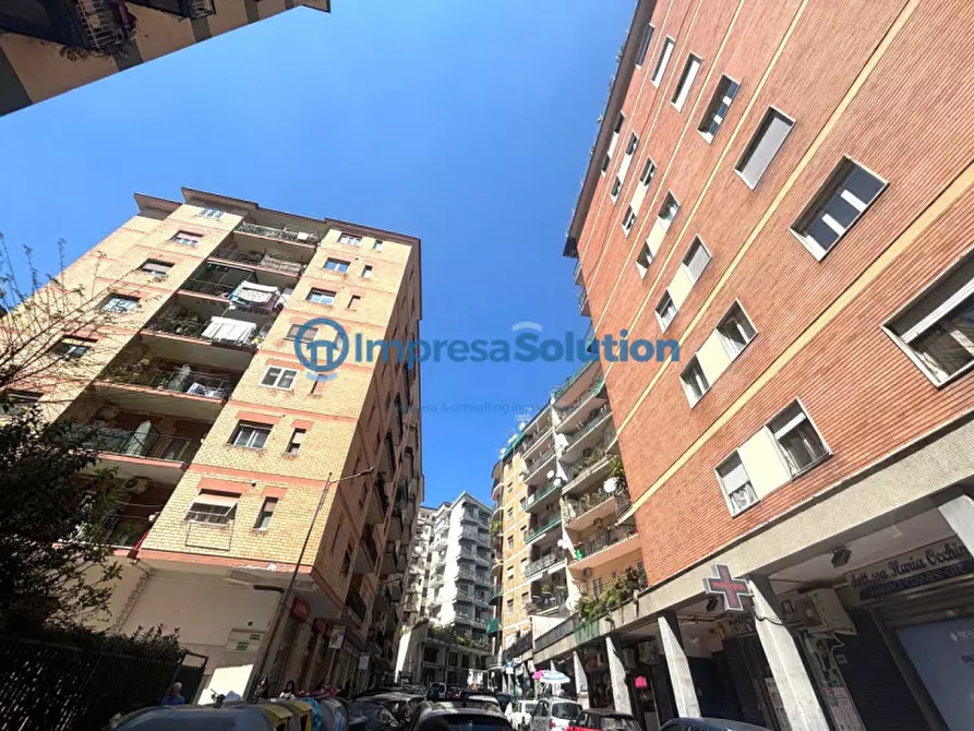 Immagine 3 di Garage in vendita  in Via Giulio Palermo a Napoli