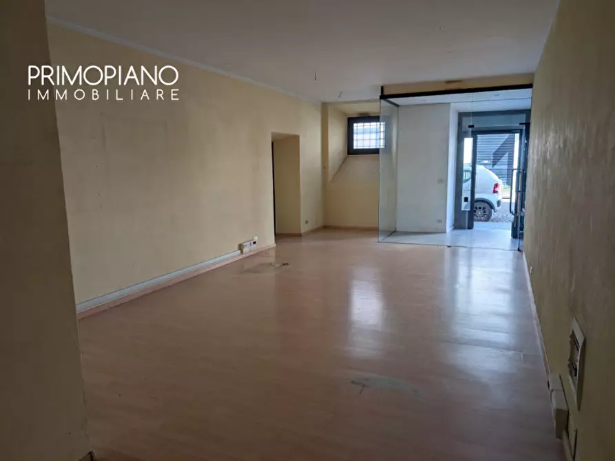 Immagine 1 di Ufficio in affitto  in Via Santissima Trinitá a Trento