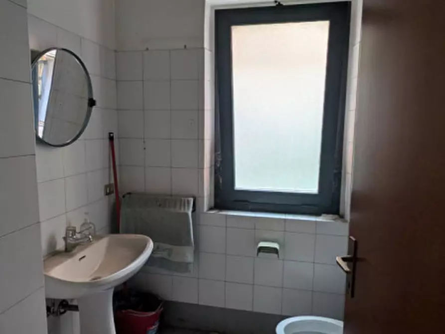 Immagine 6 di Ufficio in affitto  in Via Santissima Trinitá a Trento
