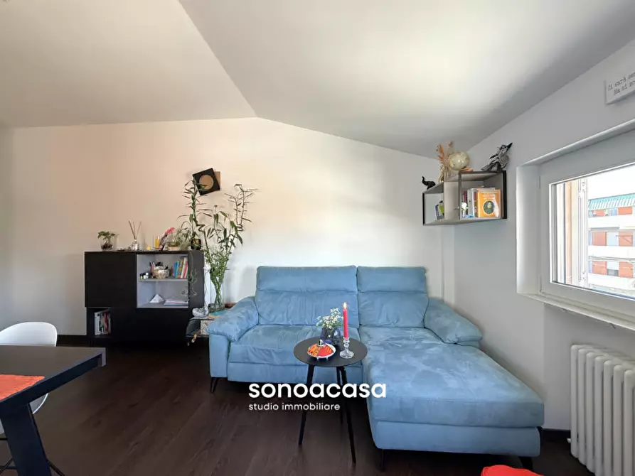 Immagine 3 di Appartamento in vendita  in Via Raffaello Sanzio, 389 a Senigallia