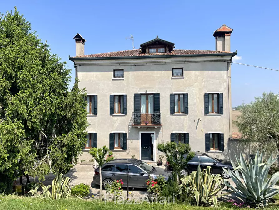 Immagine 2 di Casa indipendente in vendita  in Via San Valentino a Pontelongo