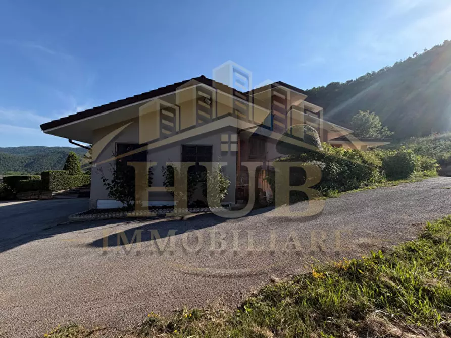 Immagine 10 di Casa bifamiliare in vendita  in via bottonasco a Caraglio
